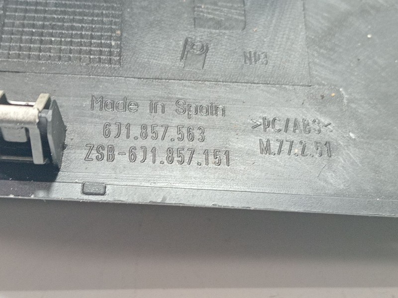Recambio de moldura para seat ibiza iv (6j5, 6p1) 1.9 tdi referencia OEM IAM 6J1857563  