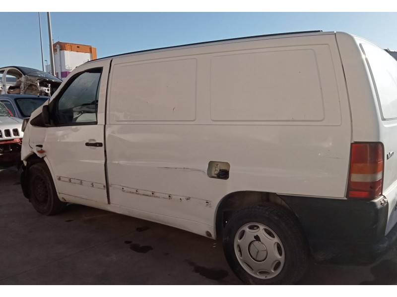 mercedes-benz vito autobús (w638) del año 2000