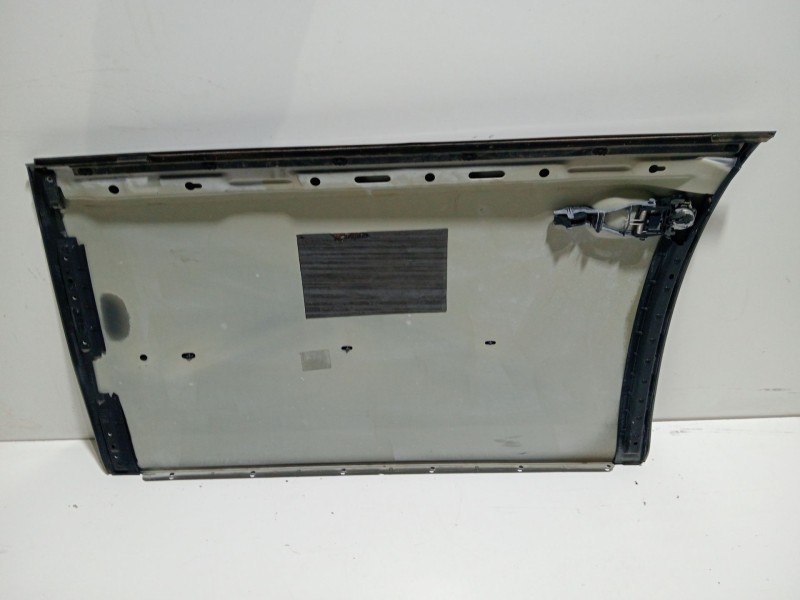 Recambio de puerta delantera derecha para volkswagen golf v (1k1) 1.4 tsi referencia OEM IAM 1K3831106J  