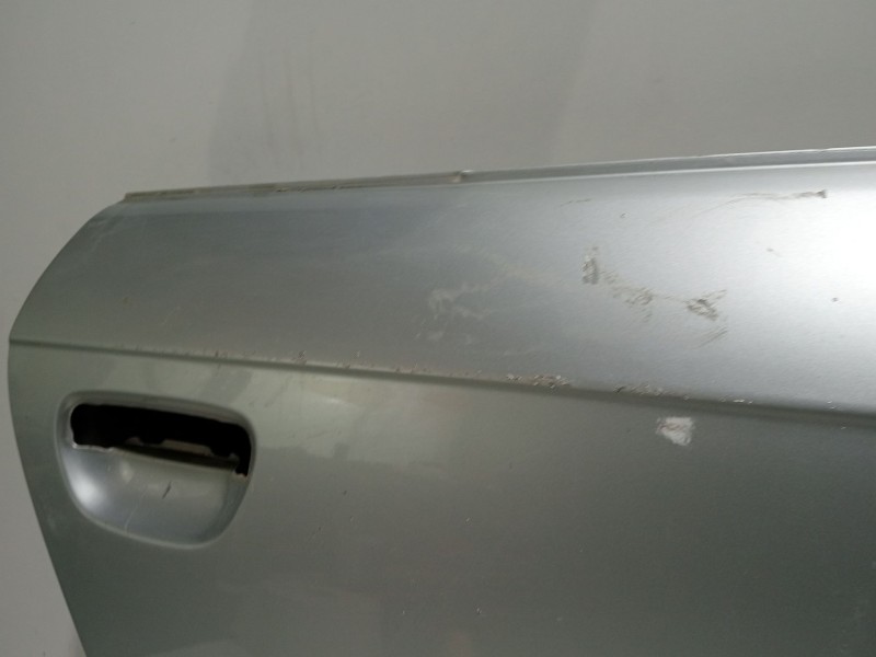 Recambio de puerta trasera derecha para audi a3 sportback (8p) 1.6 ambiente referencia OEM IAM 8p4833052A  