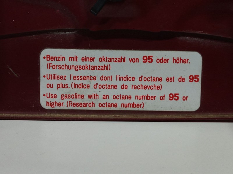 Recambio de tapa exterior combustible para suzuki jimny sn (fj) hard top pepe jeans referencia OEM IAM G13BB  