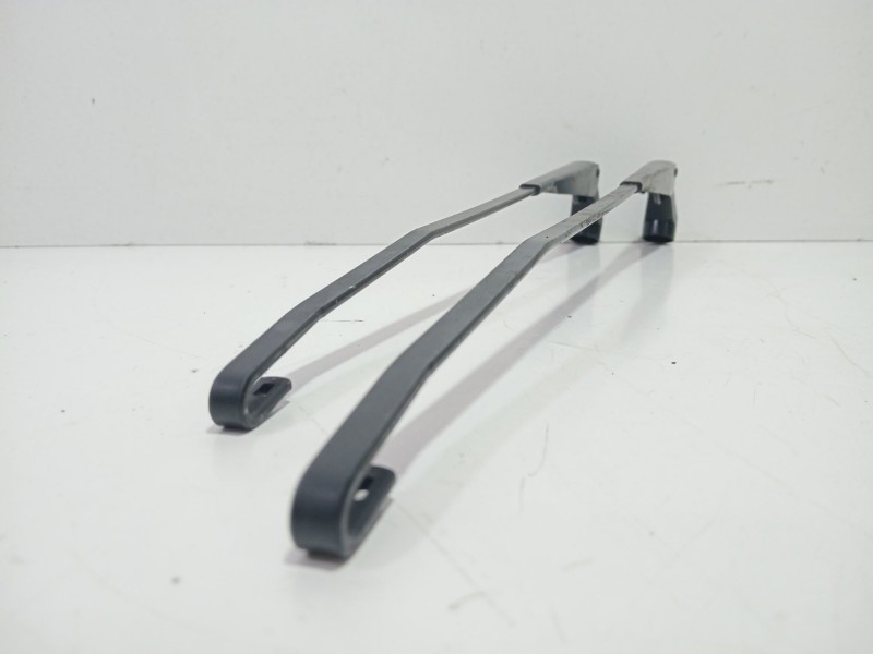 Recambio de brazo limpia delantero izquierdo para suzuki jimny sn (fj) hard top pepe jeans referencia OEM IAM JIMNYSN(FJ)HardTop