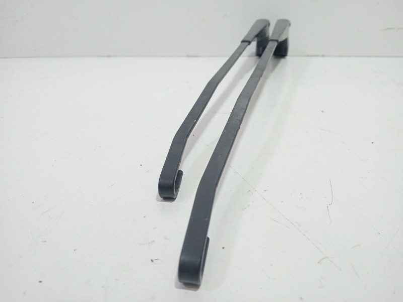 Recambio de brazo limpia delantero izquierdo para suzuki jimny sn (fj) hard top pepe jeans referencia OEM IAM JIMNYSN(FJ)HardTop