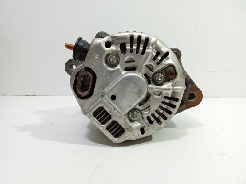 Recambio de alternador para suzuki jimny sn (fj) hard top pepe jeans referencia OEM IAM 3140080G1  