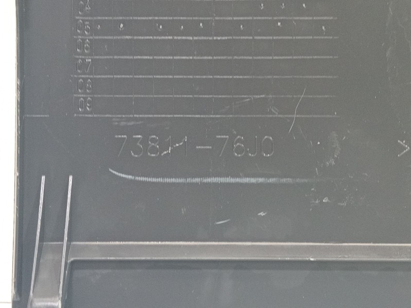 Recambio de moldura para suzuki jimny sn (fj) hard top pepe jeans referencia OEM IAM 7381176J0  