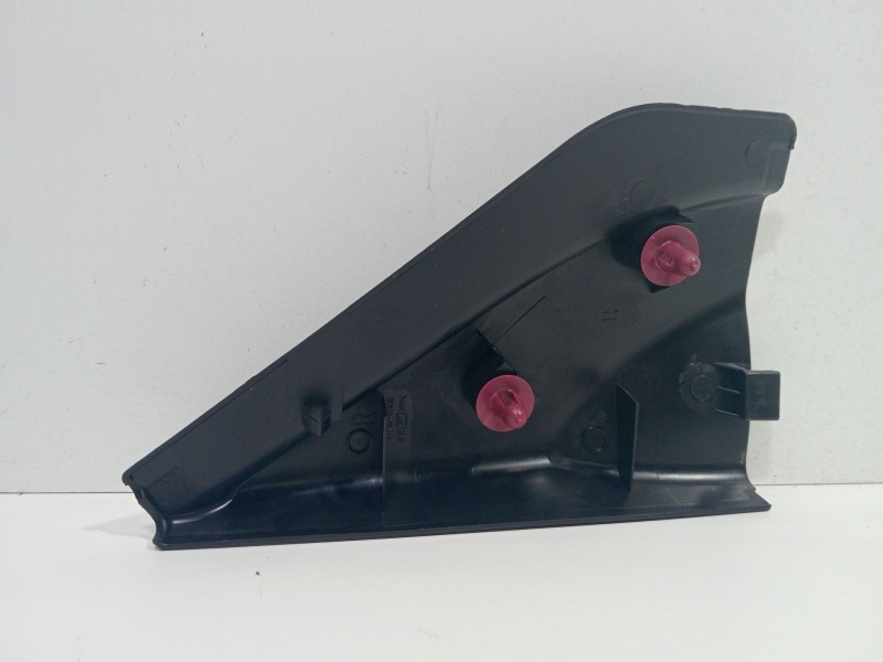 Recambio de moldura para suzuki jimny sn (fj) hard top pepe jeans referencia OEM IAM 8475981A00  