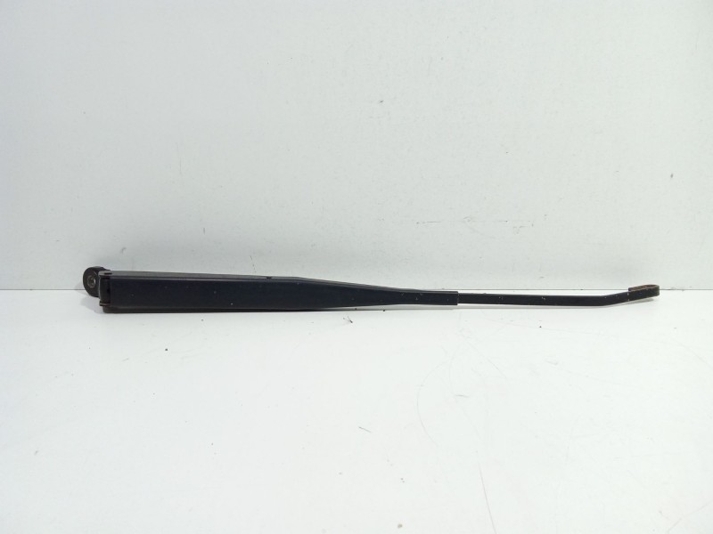 Recambio de brazo limpia delantero izquierdo para nissan terrano ii (r20) 2.7 tdi 4wd referencia OEM IAM TD27TI  