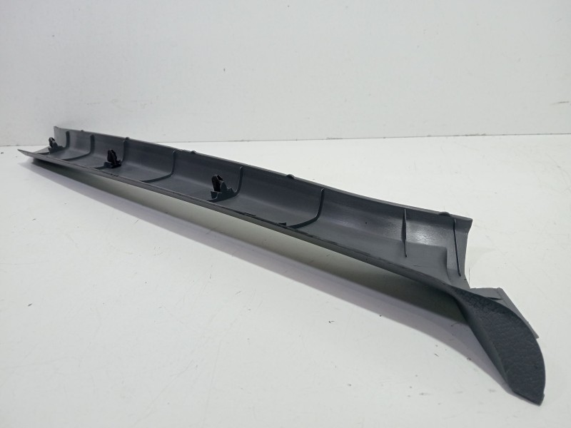 Recambio de moldura para nissan terrano ii (r20) 2.7 tdi 4wd referencia OEM IAM 769120F000  