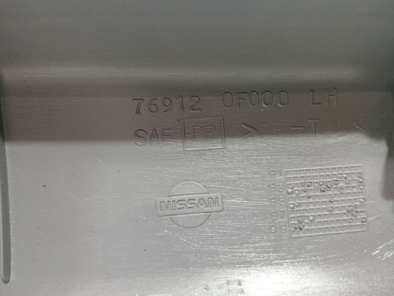 Recambio de moldura para nissan terrano ii (r20) 2.7 tdi 4wd referencia OEM IAM 769120F000  