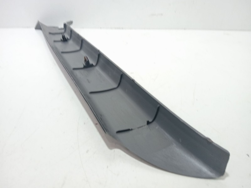 Recambio de moldura para nissan terrano ii (r20) 2.7 tdi 4wd referencia OEM IAM 769110F000  