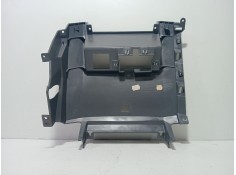 Recambio de moldura para nissan terrano ii (r20) 2.7 tdi 4wd referencia OEM IAM 681040F000LH  