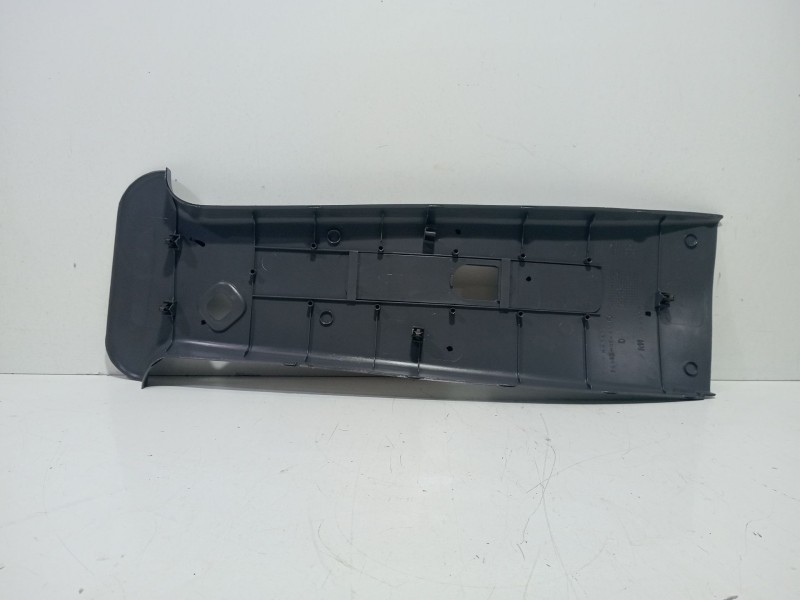 Recambio de moldura para nissan terrano ii (r20) 2.7 tdi 4wd referencia OEM IAM 769130F600  