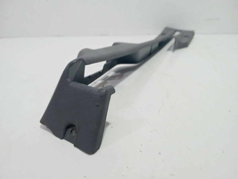 Recambio de moldura para nissan terrano ii (r20) 2.7 tdi 4wd referencia OEM IAM 875090F000  