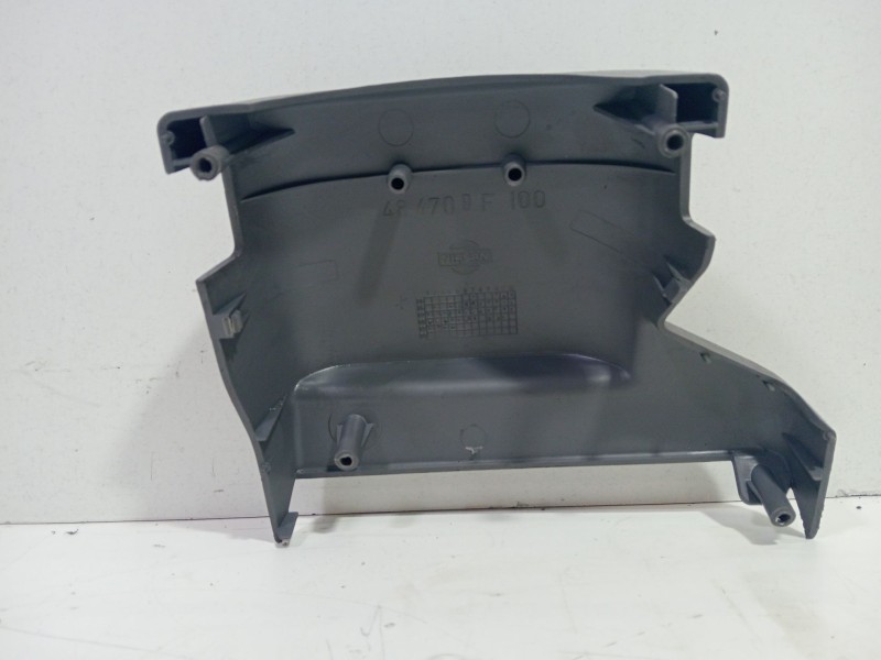 Recambio de moldura para nissan terrano ii (r20) 2.7 tdi 4wd referencia OEM IAM 484708F100  