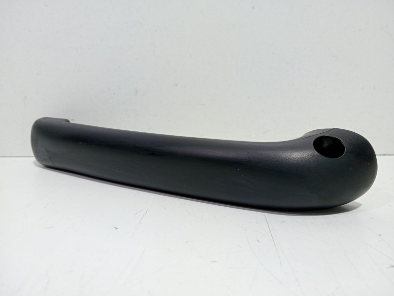 Recambio de asidero para nissan terrano ii (r20) 2.7 tdi 4wd referencia OEM IAM TERRANOII(R20)2.7TDi4WD1996-2007  