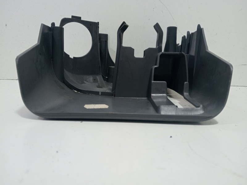 Recambio de moldura para nissan terrano ii (r20) 2.7 tdi 4wd referencia OEM IAM 484708F100  