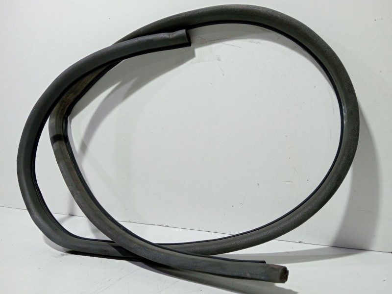 Recambio de goma contorno para nissan terrano ii (r20) 2.7 tdi 4wd referencia OEM IAM   