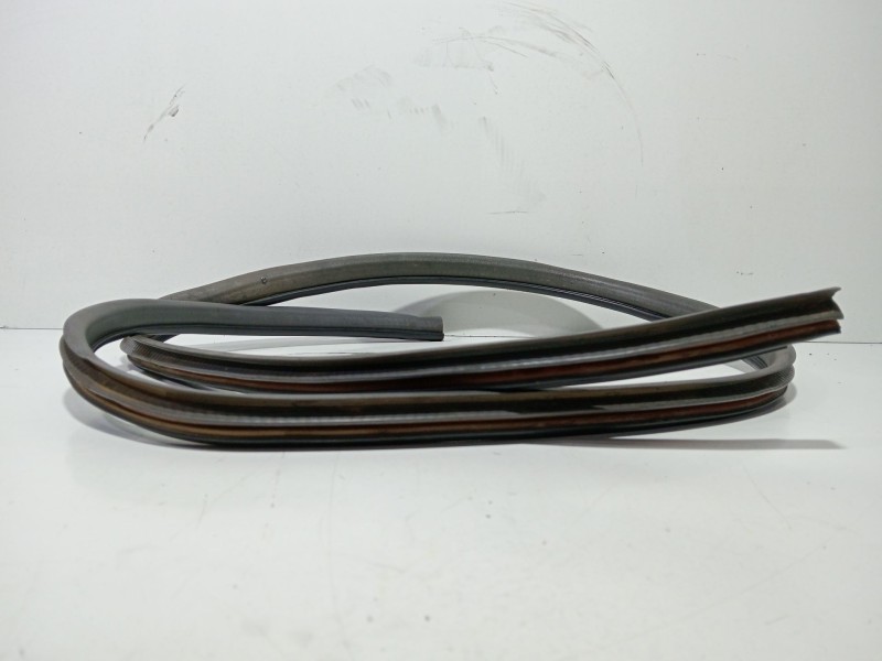 Recambio de goma contorno para nissan terrano ii (r20) 2.7 tdi 4wd referencia OEM IAM   