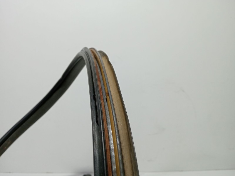 Recambio de goma contorno para nissan terrano ii (r20) 2.7 tdi 4wd referencia OEM IAM TERRANOII(R20)2.7TDi4WD1996-2007  