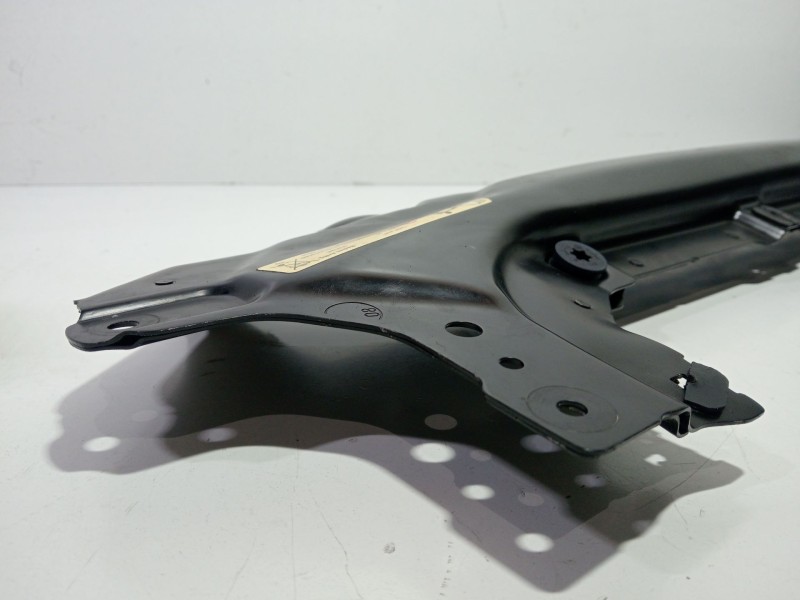 Recambio de travesaño superior para bmw 7 (e65, e66, e67) 745 d referencia OEM IAM 7(E65E66E67)745d2005-2008  