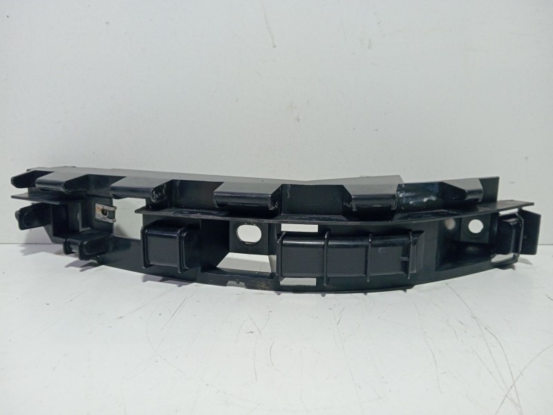 Recambio de molduras traseras para bmw 7 (e65, e66, e67) 745 d referencia OEM IAM 7123797  