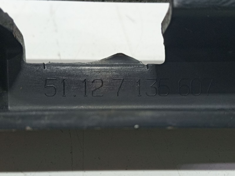 Recambio de moldura para bmw 7 (e65, e66, e67) 745 d referencia OEM IAM 72758411  