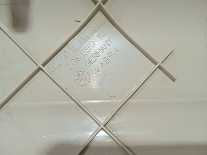 Recambio de moldura para bmw 7 (e65, e66, e67) 745 d referencia OEM IAM 52107126634  