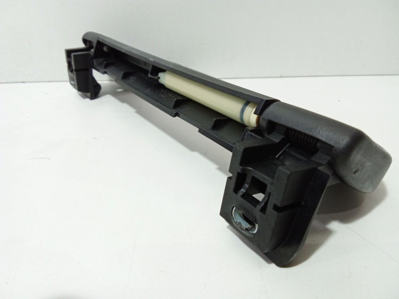 Recambio de asidero para bmw 7 (e65, e66, e67) 745 d referencia OEM IAM 9143553557  