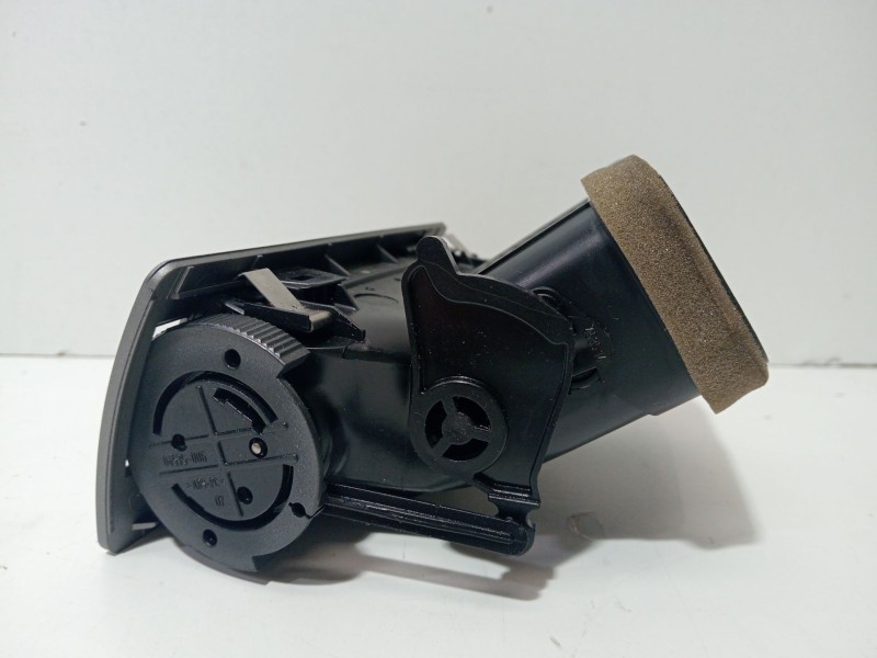 Recambio de rejilla aireadora para bmw 7 (e65, e66, e67) 745 d referencia OEM IAM 64226943005  