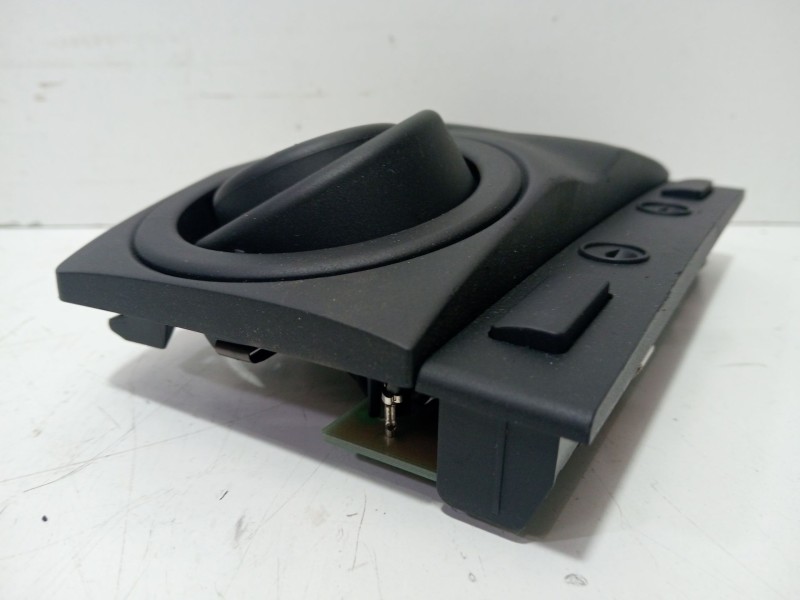 Recambio de luz interior de techo para bmw 7 (e65, e66, e67) 745 d referencia OEM IAM 63318031541  