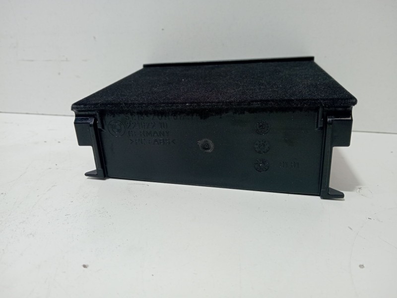 Recambio de moldura para bmw 7 (e65, e66, e67) 745 d referencia OEM IAM 22167210  