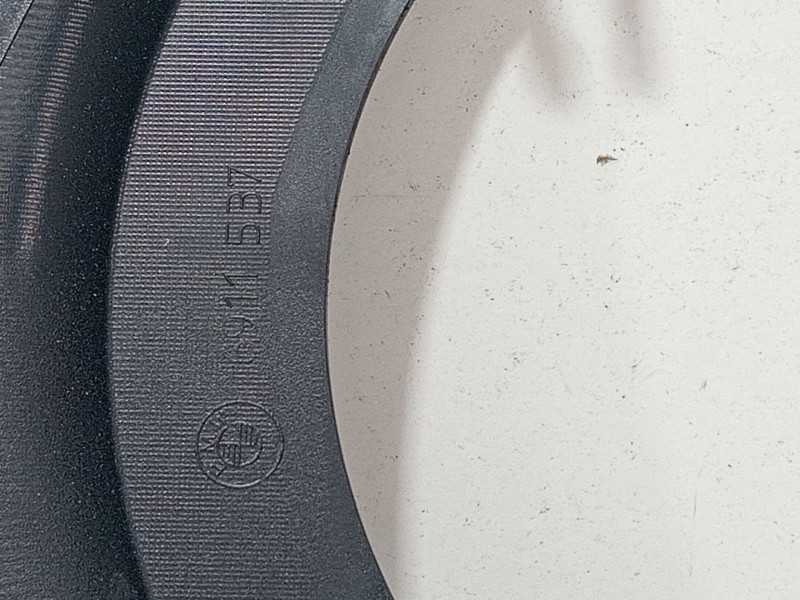 Recambio de moldura para bmw 7 (e65, e66, e67) 745 d referencia OEM IAM 6911537  