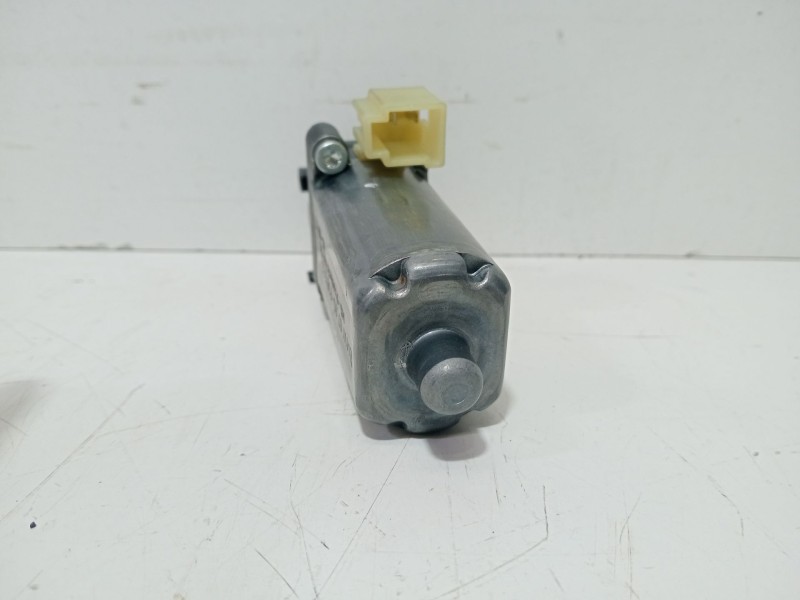 Recambio de modulo electronico para bmw 7 (e65, e66, e67) 745 d referencia OEM IAM 67658381523  