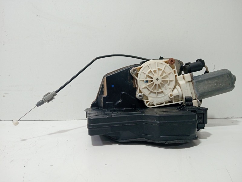 Recambio de cerradura puerta trasera izquierda para bmw 7 (e65, e66, e67) 745 d referencia OEM IAM 7202137  