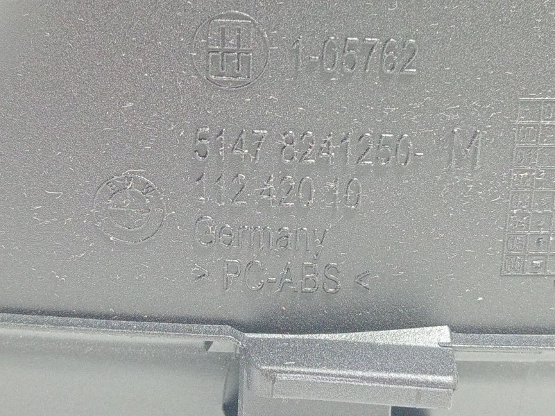 Recambio de moldura para bmw 7 (e65, e66, e67) 745 d referencia OEM IAM 51478241250  