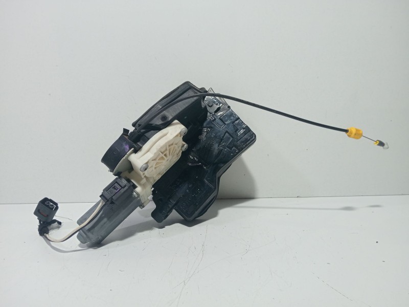 Recambio de cerradura puerta delantera derecha para bmw 7 (e65, e66, e67) 745 d referencia OEM IAM A0533702  