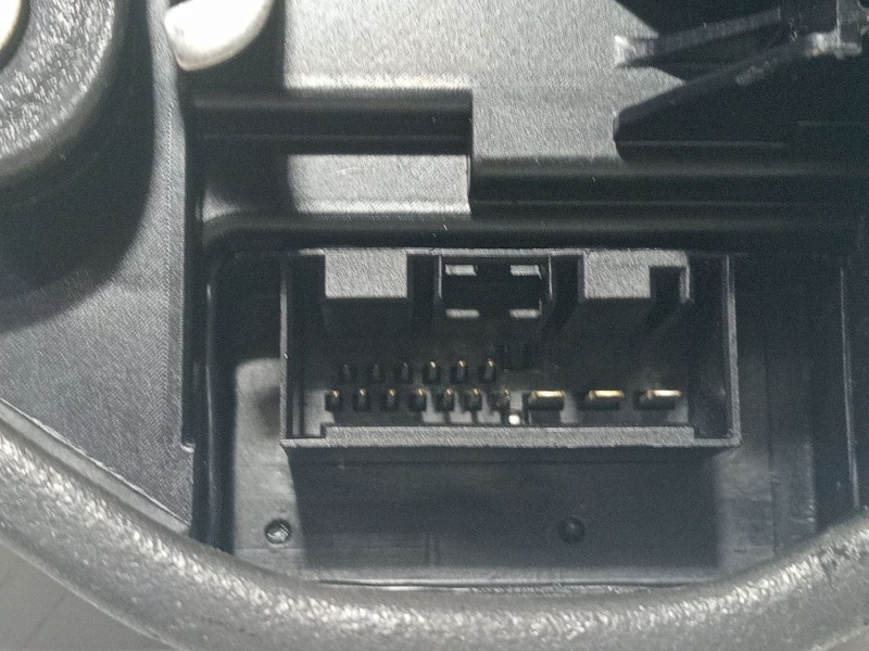 Recambio de cerradura puerta delantera derecha para bmw 7 (e65, e66, e67) 745 d referencia OEM IAM A0533702  