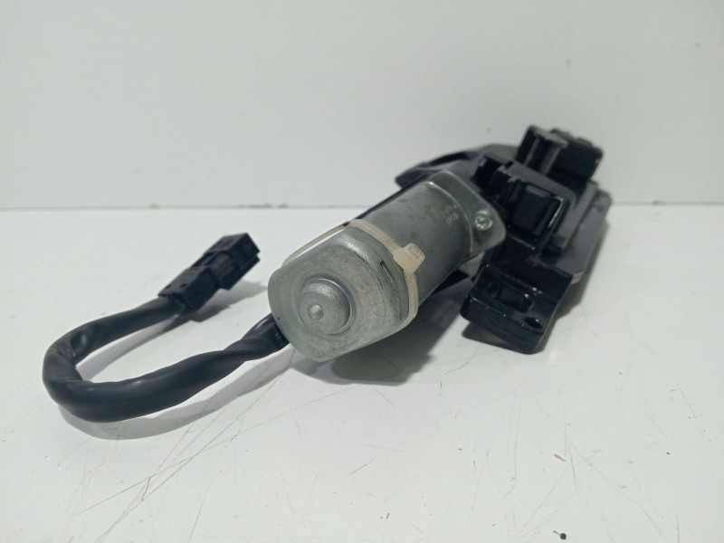 Recambio de cerradura maletero / porton para bmw 7 (e65, e66, e67) 745 d referencia OEM IAM 457711  