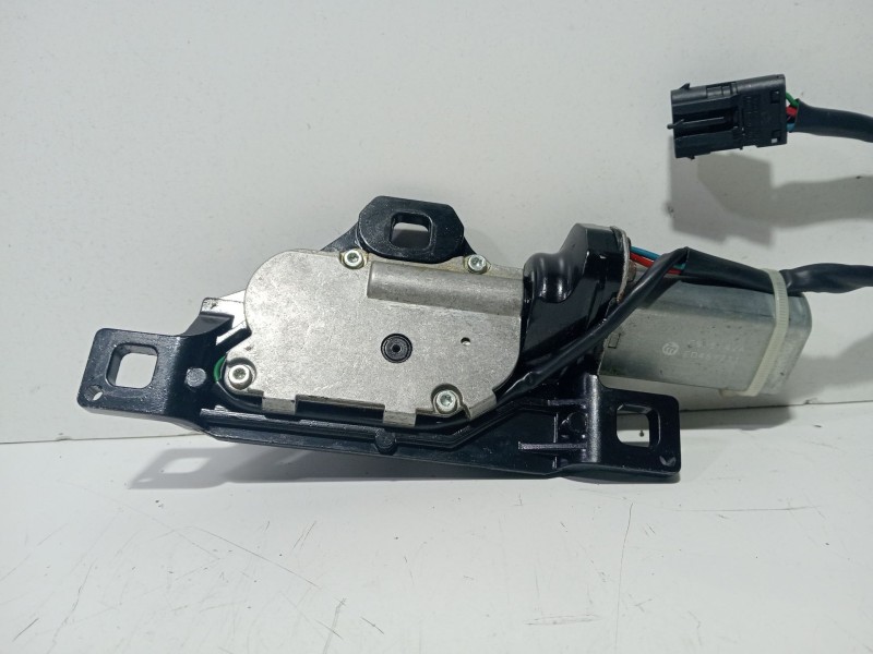 Recambio de cerradura maletero / porton para bmw 7 (e65, e66, e67) 745 d referencia OEM IAM 457711  