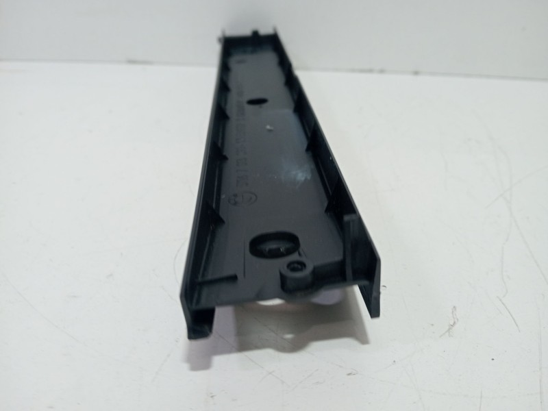 Recambio de moldura para bmw 7 (e65, e66, e67) 745 d referencia OEM IAM 51167013099  