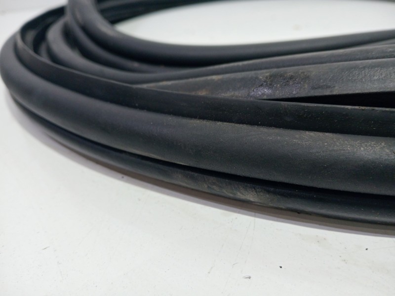 Recambio de goma contorno para bmw 7 (e65, e66, e67) 745 d referencia OEM IAM 7(E65E66E67)745d2005-2008  