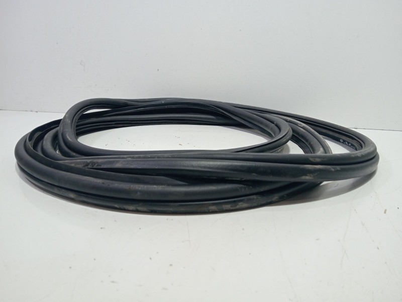 Recambio de goma contorno para bmw 7 (e65, e66, e67) 745 d referencia OEM IAM 7(E65E66E67)745d2005-2008  