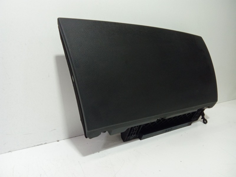 Recambio de guantera para bmw 7 (e65, e66, e67) 745 d referencia OEM IAM M67D44(448D1)  