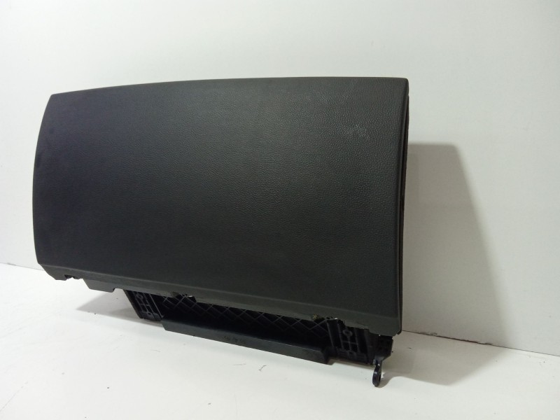 Recambio de guantera para bmw 7 (e65, e66, e67) 745 d referencia OEM IAM M67D44(448D1)  