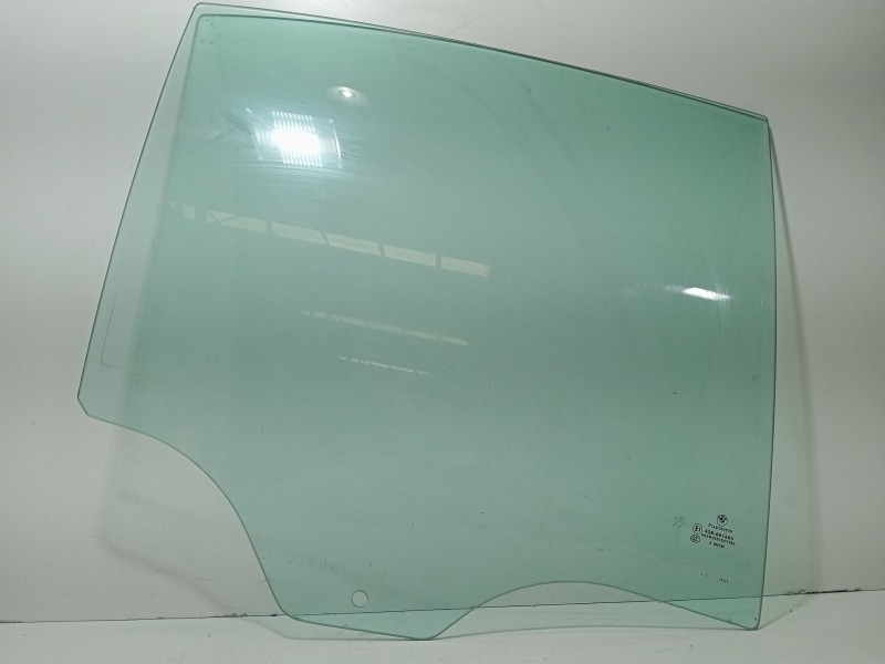 Recambio de luna trasera derecha para bmw 7 (e65, e66, e67) 745 d referencia OEM IAM 7(E65E66E67)745d2005-2008  