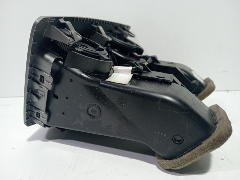 Recambio de rejilla aireadora para bmw 7 (e65, e66, e67) 745 d referencia OEM IAM 64227002395  