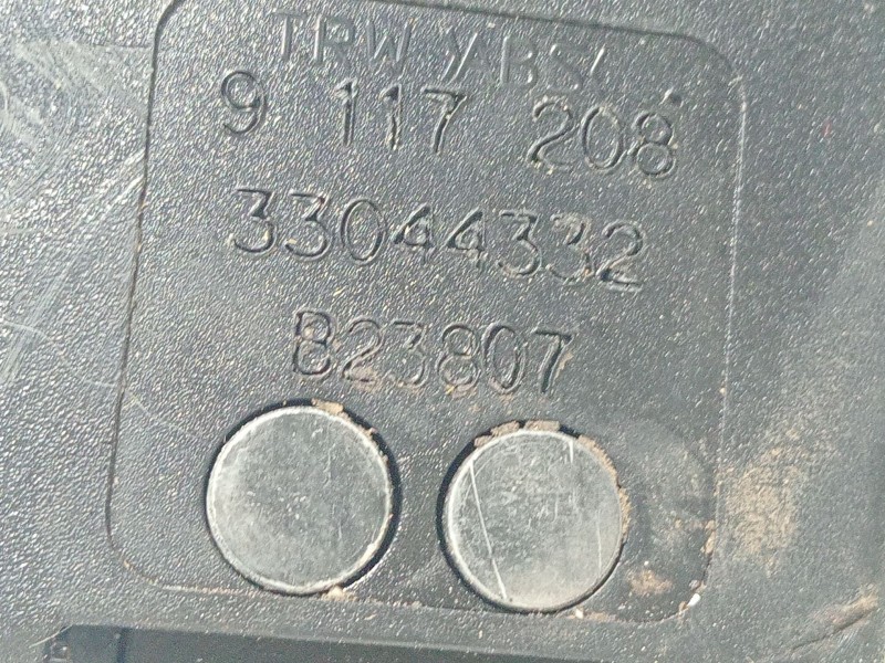 Recambio de anclaje cinturon trasero derecho para bmw 7 (e65, e66, e67) 745 d referencia OEM IAM 9117208  