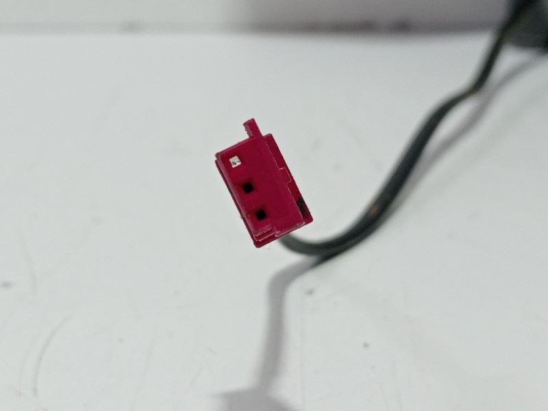 Recambio de anclaje cinturon trasero izquierdo para bmw 7 (e65, e66, e67) 745 d referencia OEM IAM 9117207  