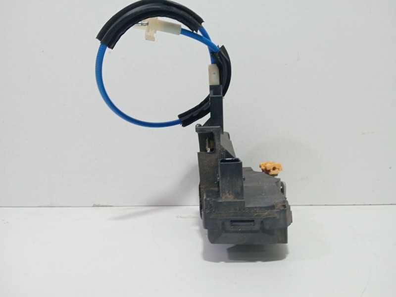 Recambio de cerradura puerta delantera derecha para cadillac bls wagon 2.0 t referencia OEM IAM BLSWagon2.0T2007-2010  