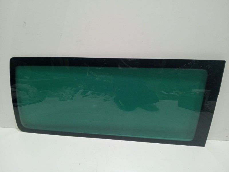 Recambio de luna trasera derecha para volkswagen transporter t5 autobús (7hb, 7hj, 7eb, 7ej) 2.5 tdi referencia OEM IAM TRANSPOR